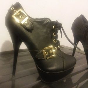 Black strap lace up bootie heels